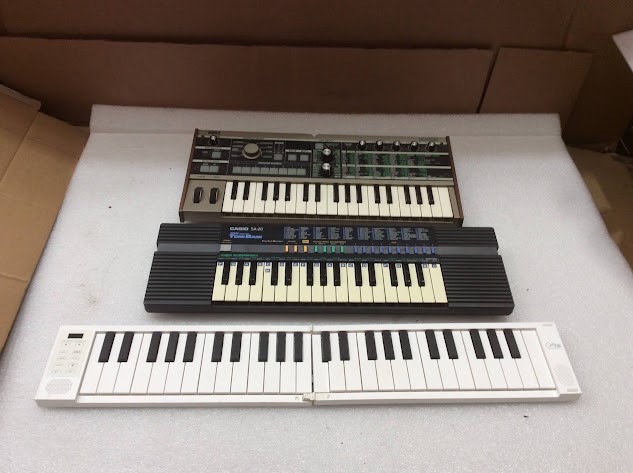 KORG microKORG Synthesizer/Vocoder&Casio SA-20&Carry-on Folding Piano 49