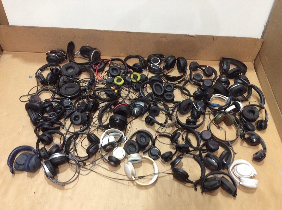 Mixed Brand Headphones & Headsets