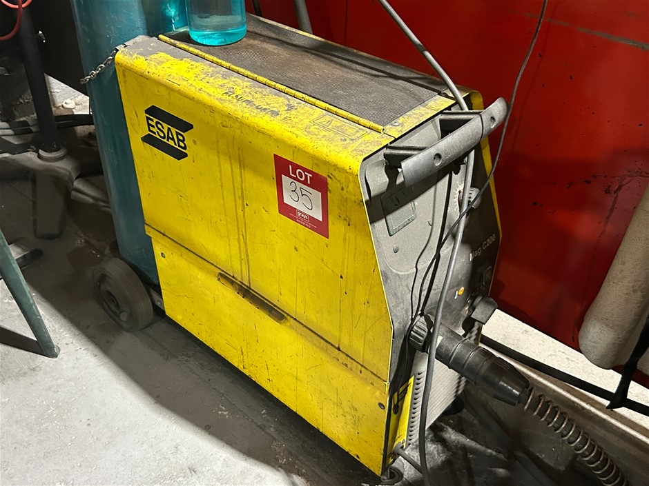ESAB Mag C200 Mig Welder