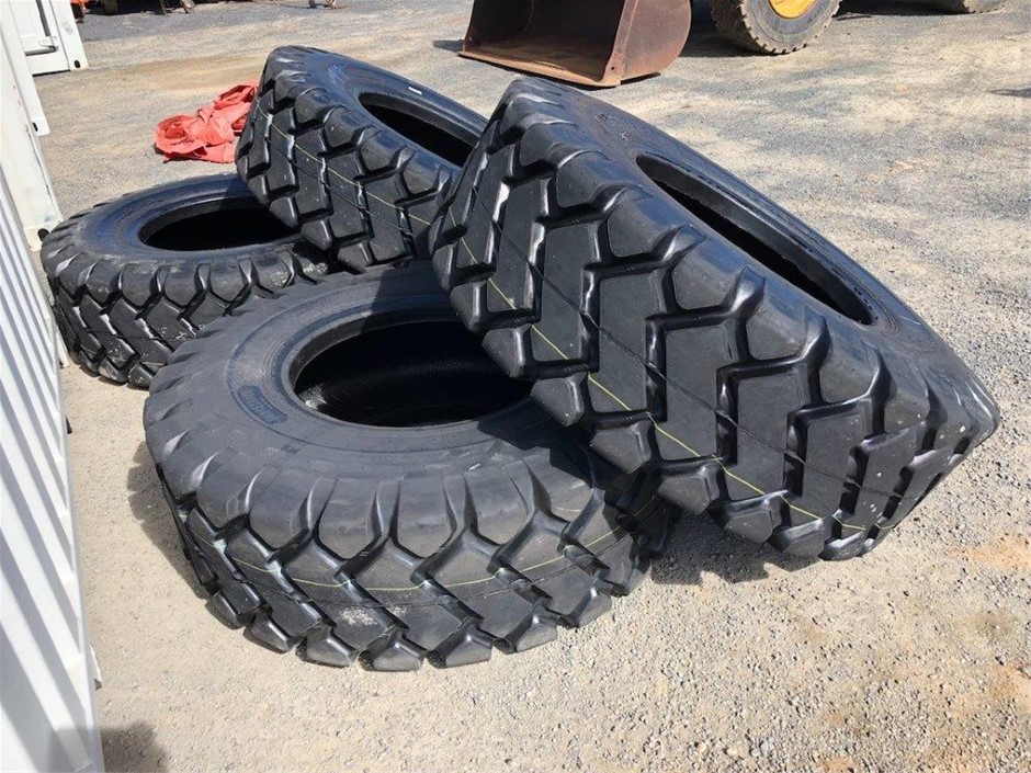 Quantity of 4 17.5-25 Earthmoving Tyres(Unused)