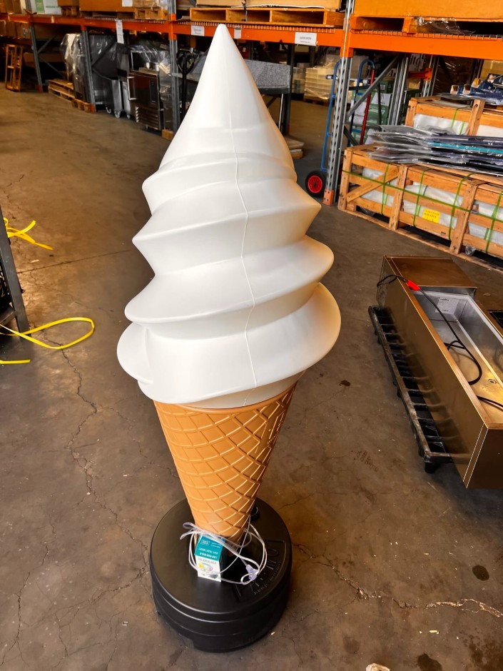 Pasmo Promotional Ice Cream Lamp for Business