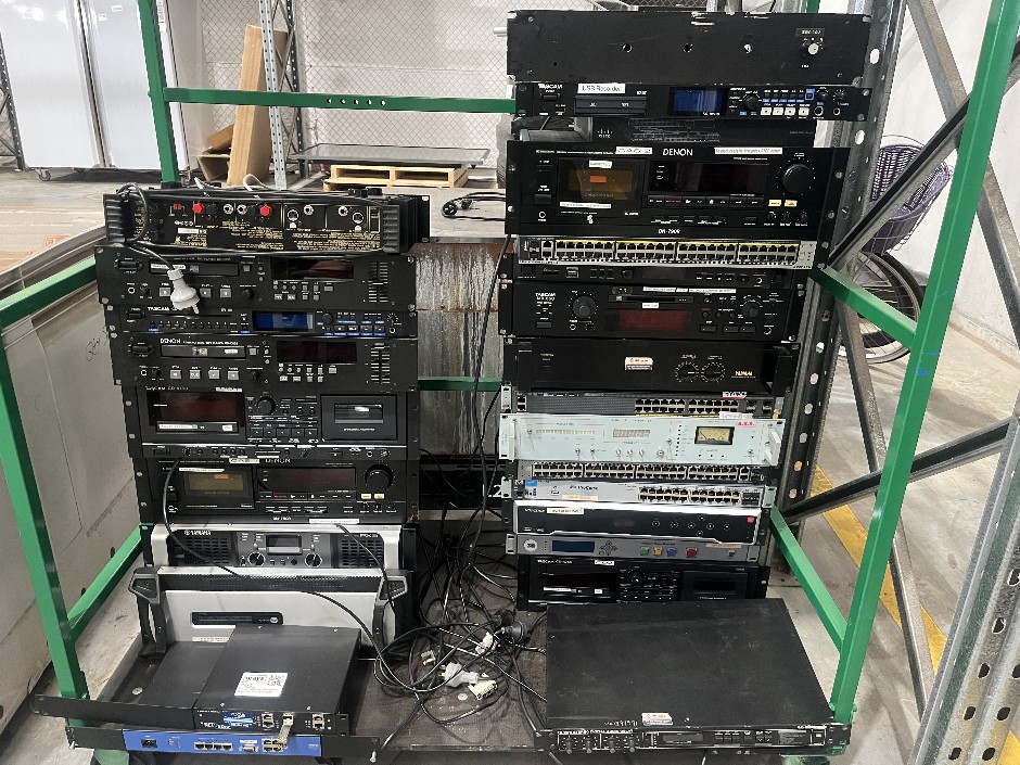 Various sound and IT equipment