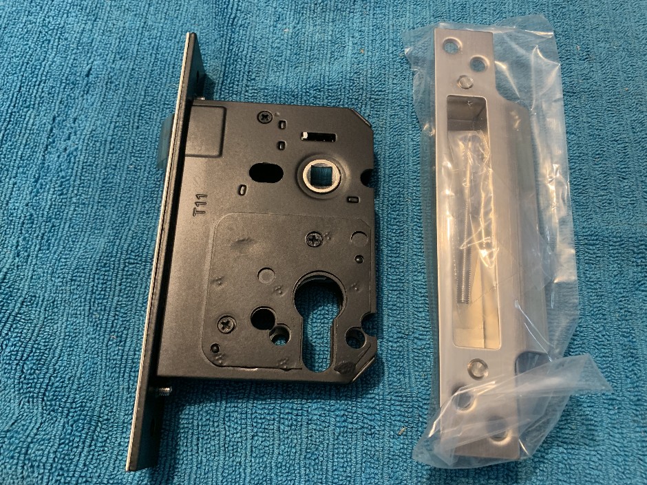 10 x Delf Entrance Locks, Stainless Steel (Unused)