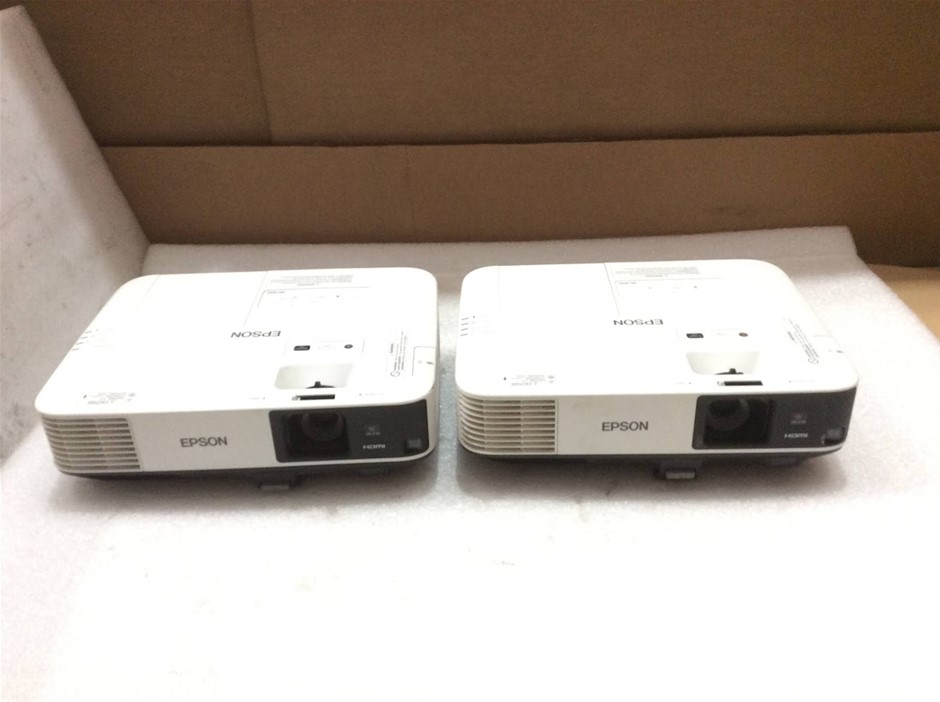 Epson EB-2055 LCD Projector (Lot of 2)