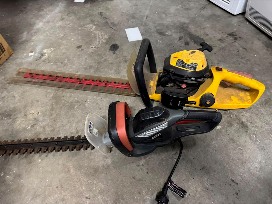 CLOSING DOWN SALE: Trimmers