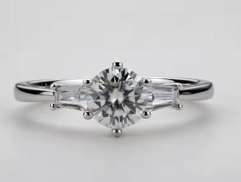 1.0ct GRA Moissanite white 18k white Gold Vermeil Ring -8US