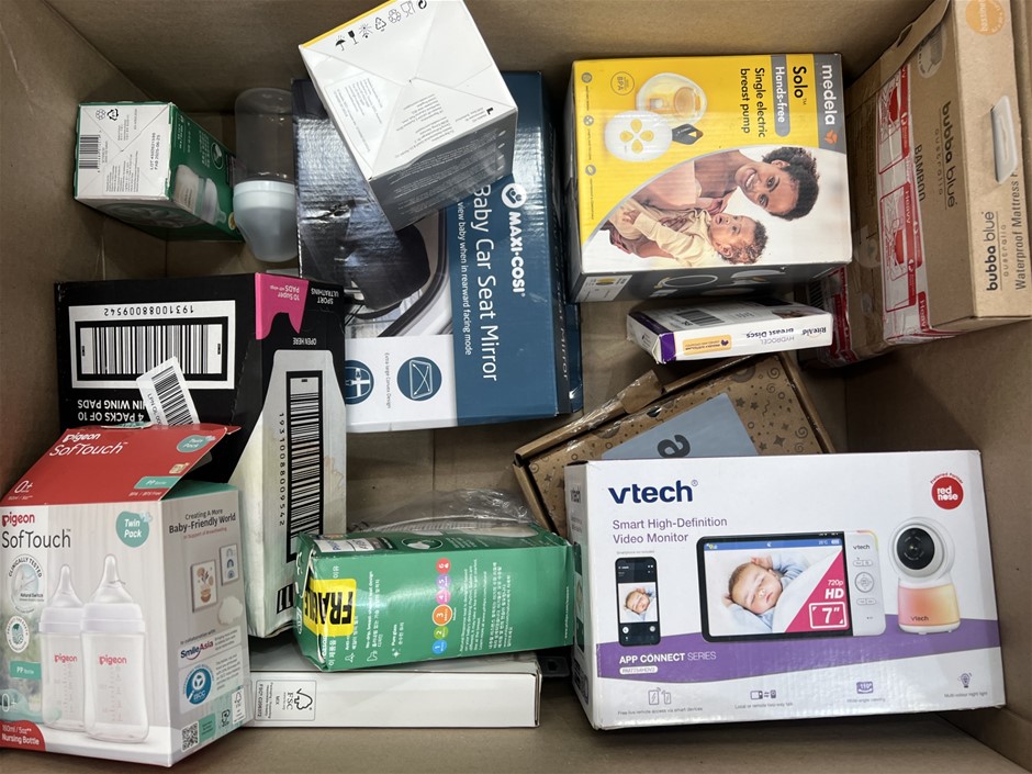11 x ASSORTED BABY PRODUCTS; Incl. Camera, Teats, Bottles, Seat Mirror, Bre