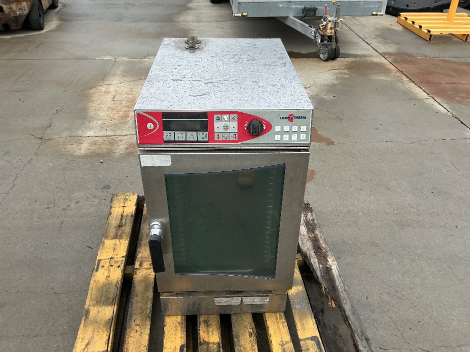 <p>S/S Commercial Steam Oven</p>