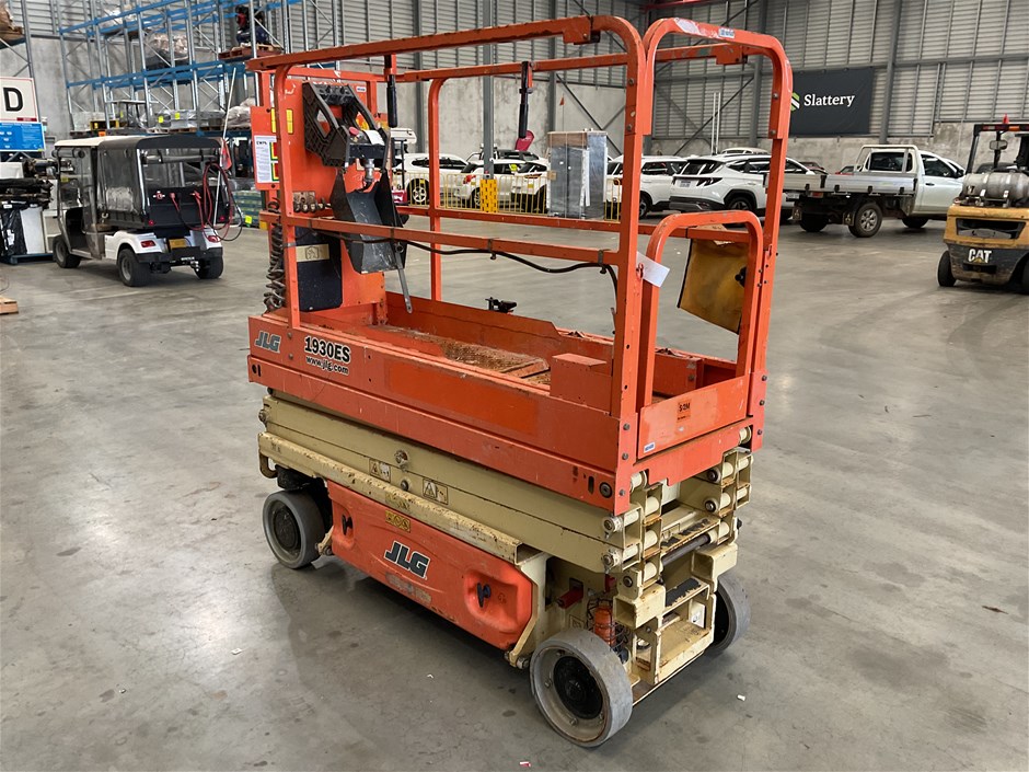 Year_UNDEFINED JLG 1930ES Scissor Lift