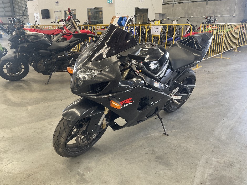 2005 Suzuki GSXR-600 R1 Petrol (WOVR - Inspected)