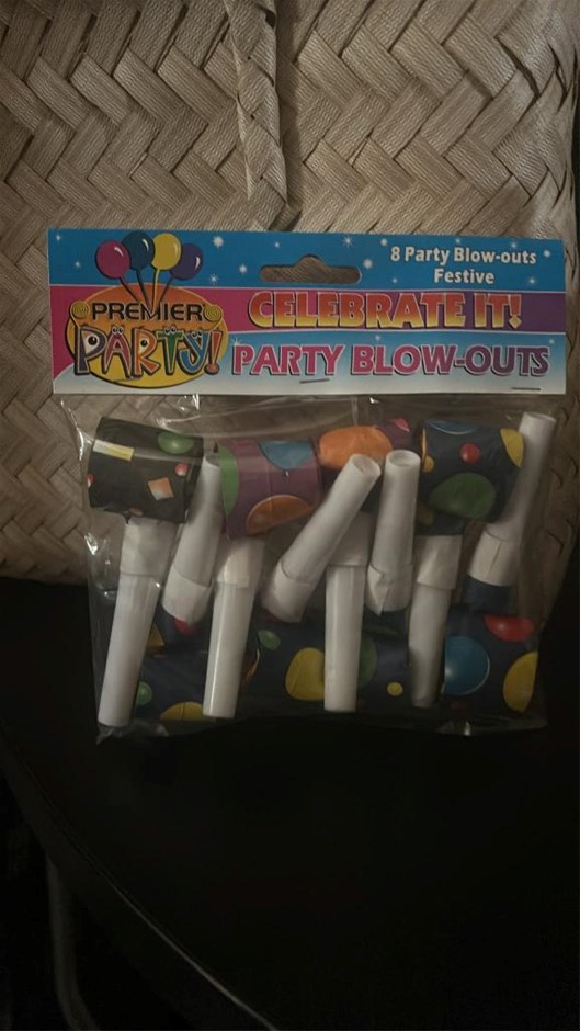 90x Party Blow-Out Bags