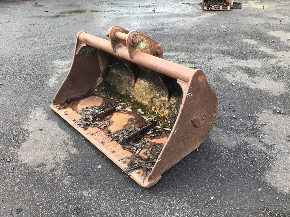 SBA Excavator Bucket Attachment