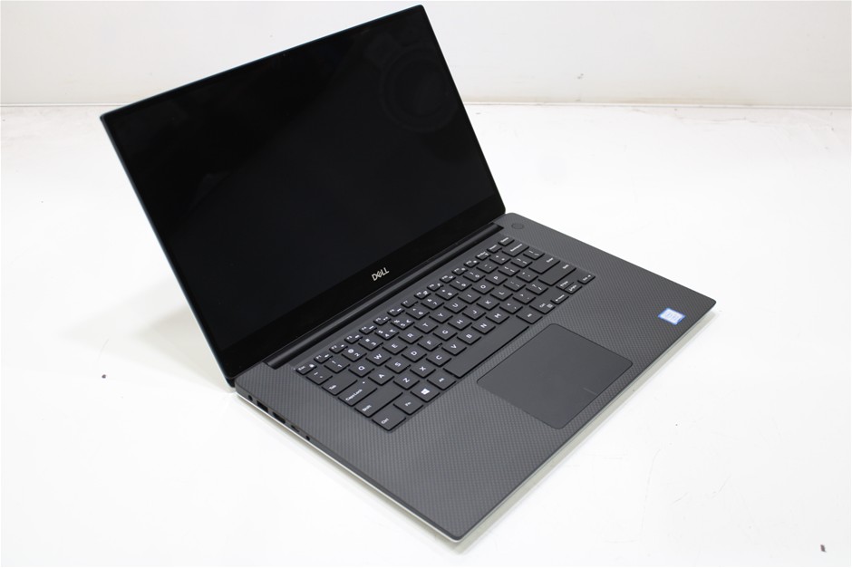 DELL XPS 15 7590