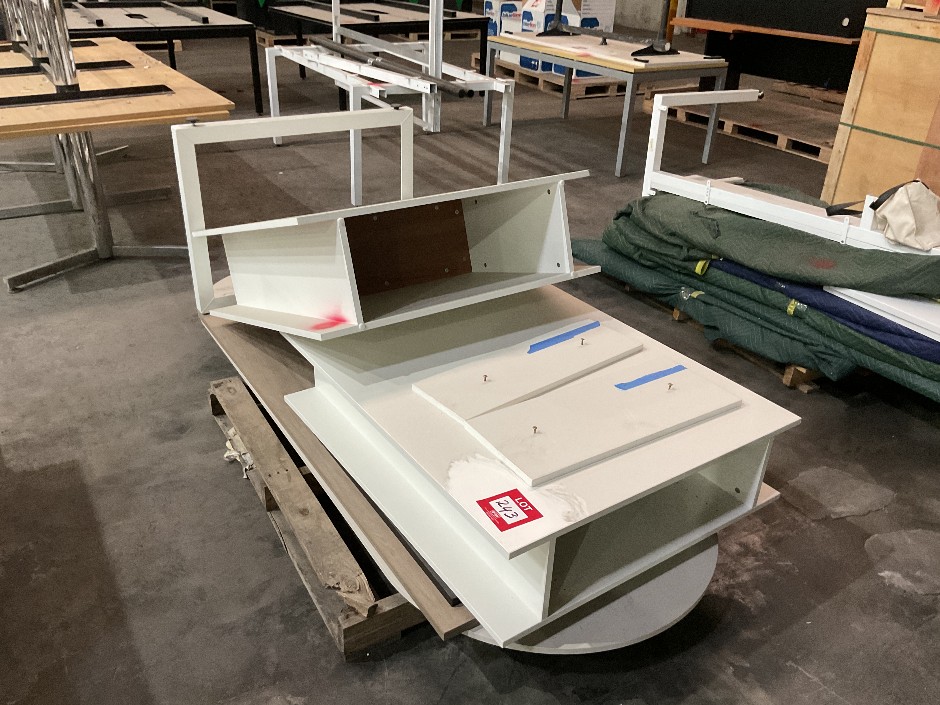 Pair of Timber Planter Boxes and 2x Table Top