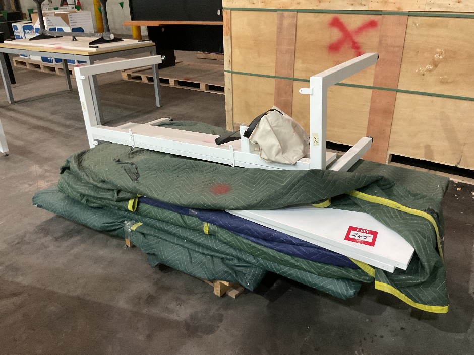 <p>Quantity of Timber Table Tops</p>