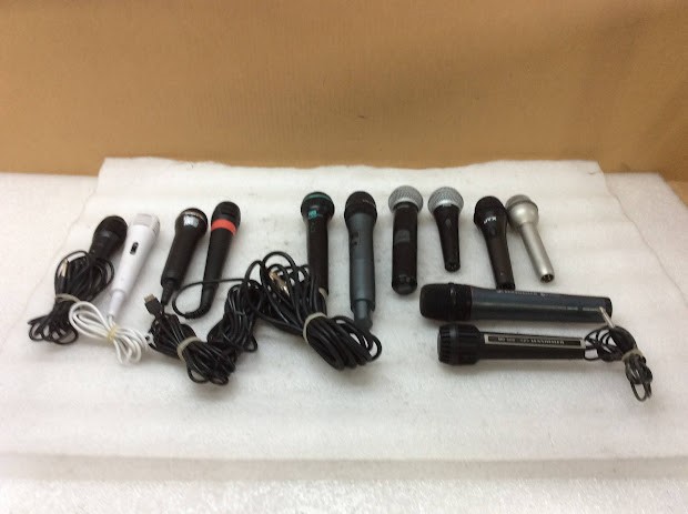 Sennheiser MD 200 Mixed Brand Wired/Wireless Microphones (Lot of 12)