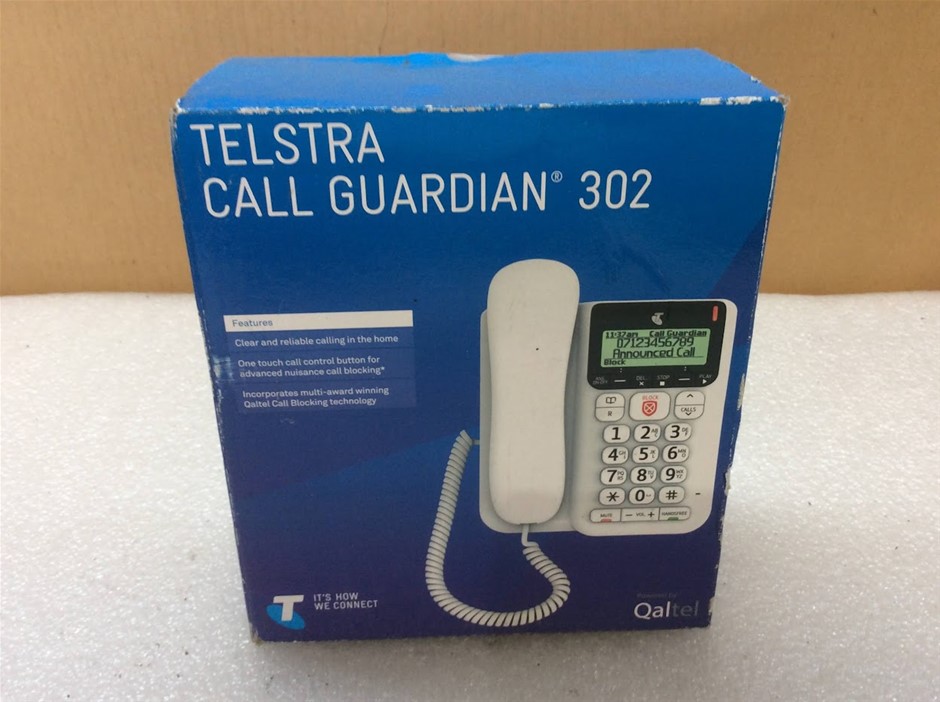 Telstra Call Guardian 302 Corded Telephone - New