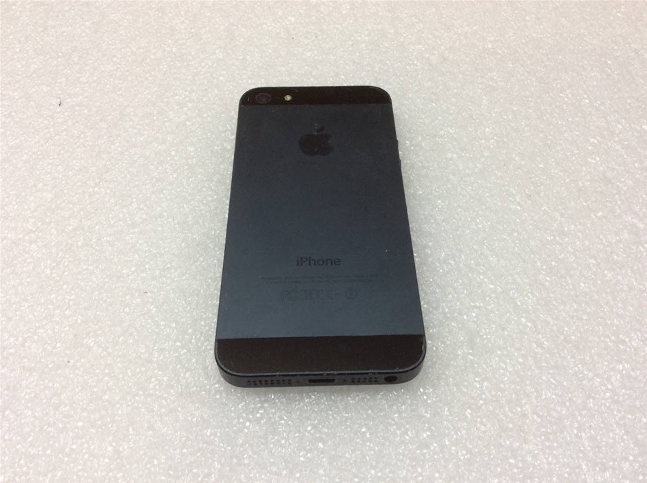 Apple iPhone 5 (A1429) 32GB Smartphone