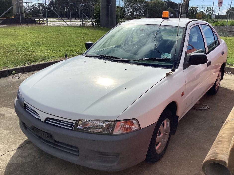 1998 Mitsubishi Lancer Petrol Sedan