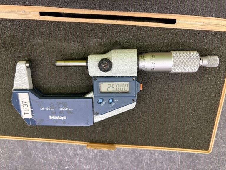 Mitutoyo Digital Micrometer