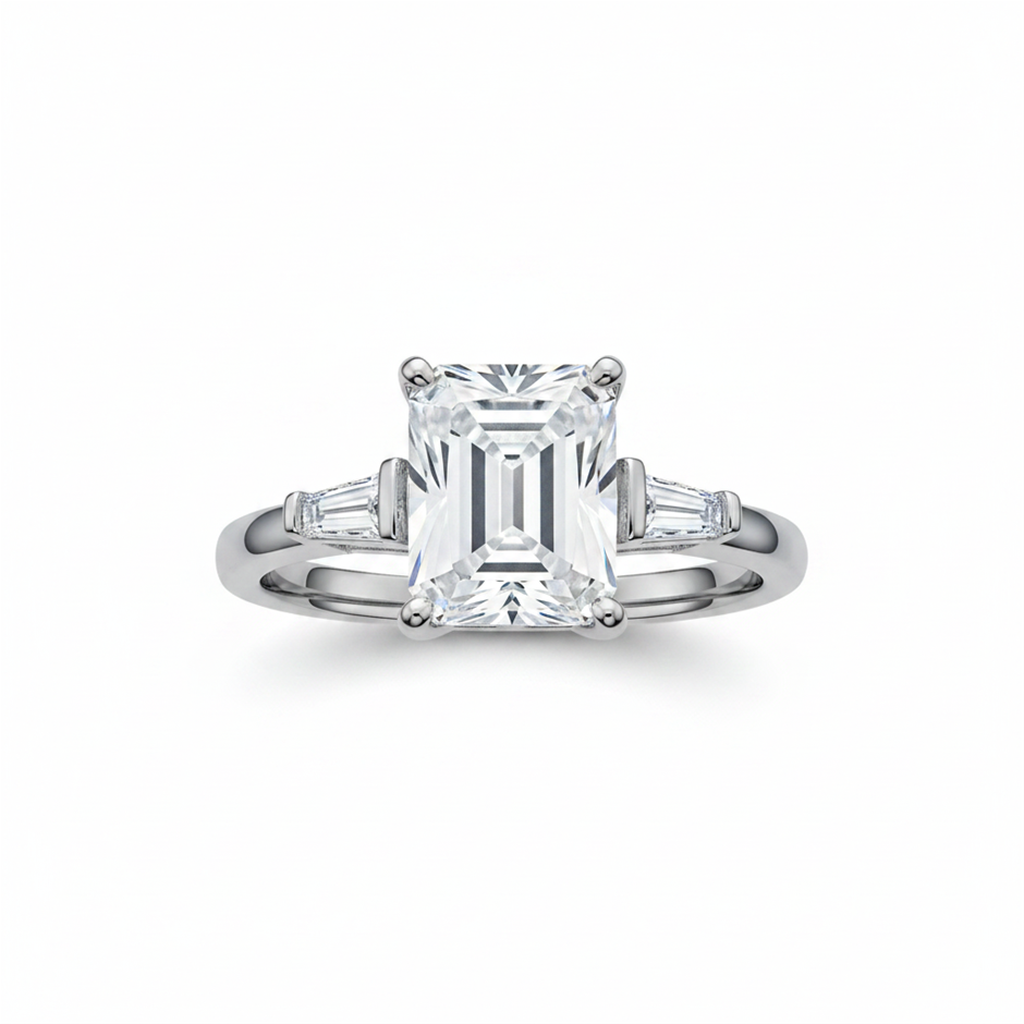 2.5ct 925 Sterling Silver Emerald Brilliant Cut Simulated Diamonds Ring