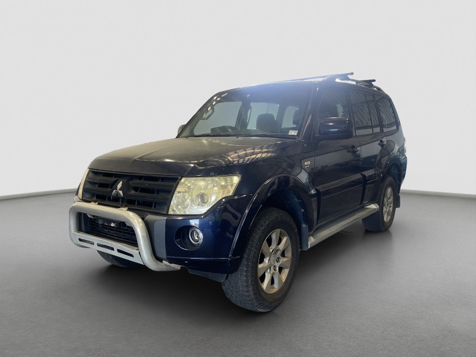 2009 Mitsubishi Pajero GLX Petrol