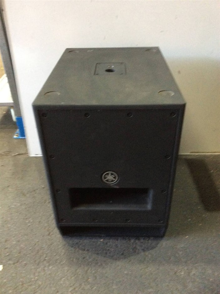 Yamaha DXS12mkII Powered Speaker System