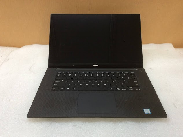 DELL XPS 15 9560 Laptop i7-7700HQ 8GBRAM/128GB