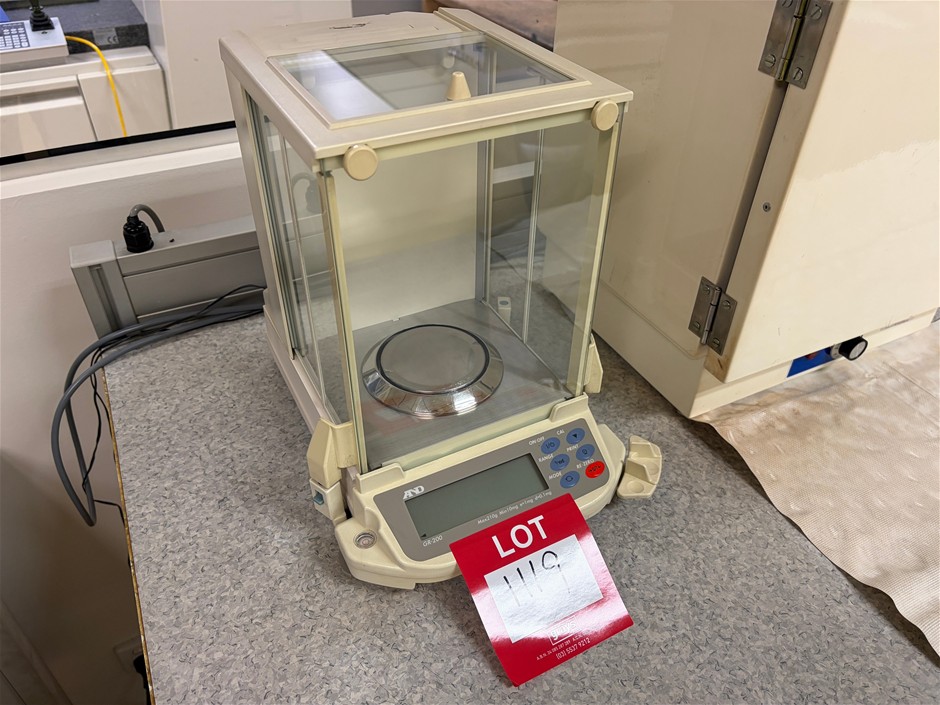 A&D GR-200 Precision Scales