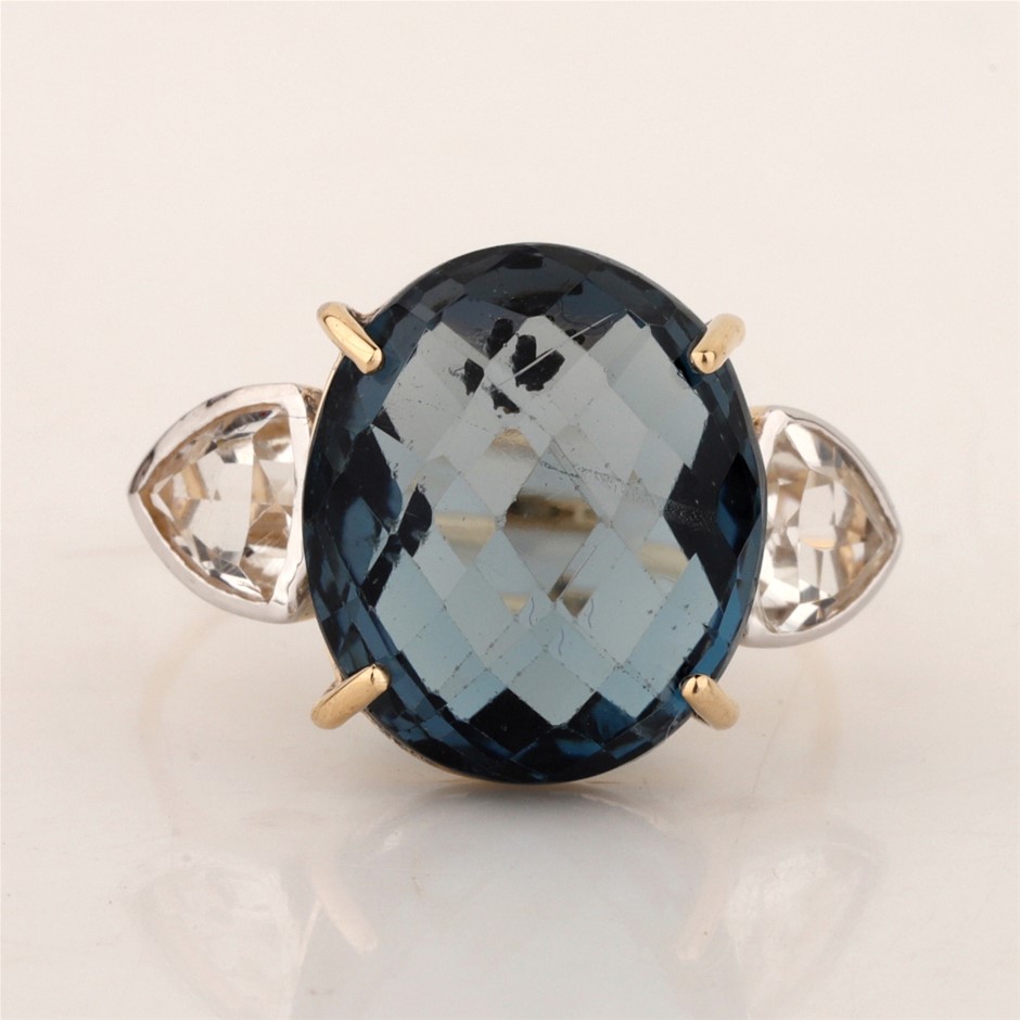 Yellow Gold Natural Garnet / Natural White Topaz & Diamond Ring