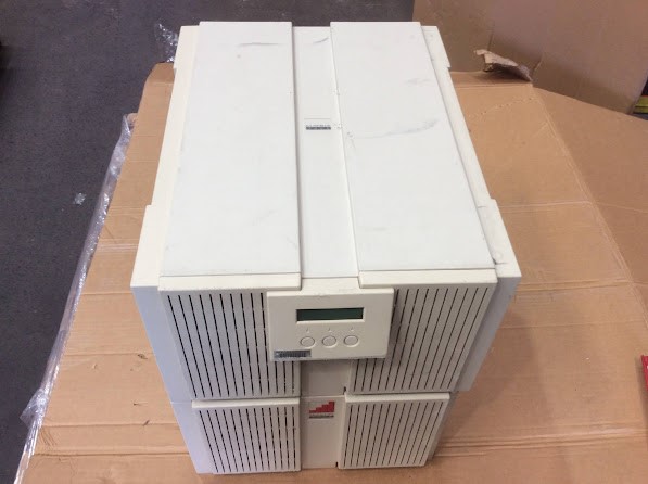 APC Matrix-UPS 3000 UPS