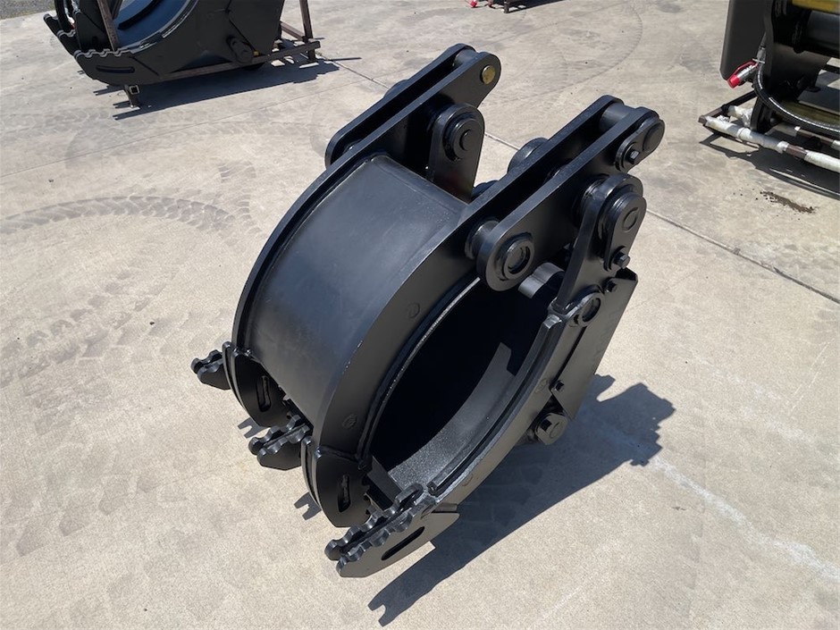 Dual Ram Hydraulic Grapple Attachment to Suit 8T Excavators(Unused)