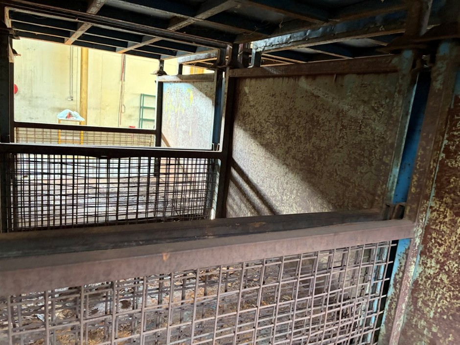 4 x Steel Stillages