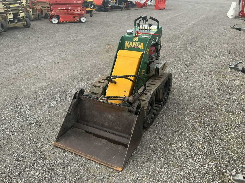 Kanga TK216V Mini Loader