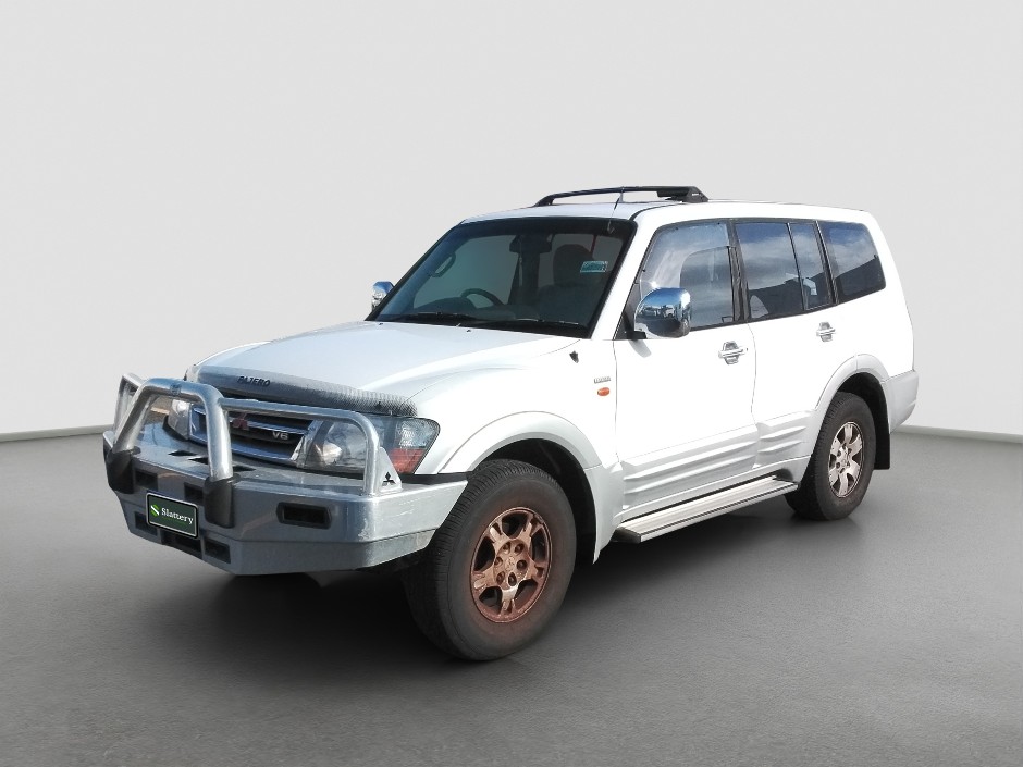2002 Mitsubishi Pajero GLS Petrol