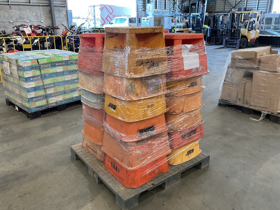 Safety Steps on Pallet - Approximately 24