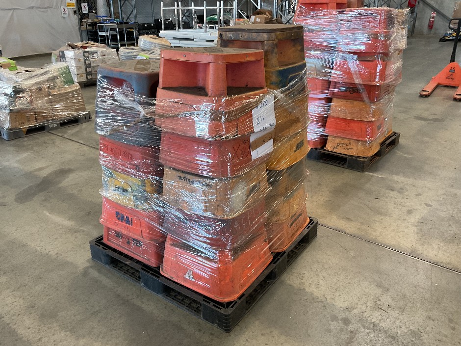 Safety Steps on Pallet - Approximately 21