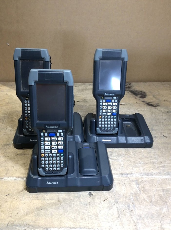 Intermec CK31 Mobile Computer With AD20 Charging Dock (Lot of 3)