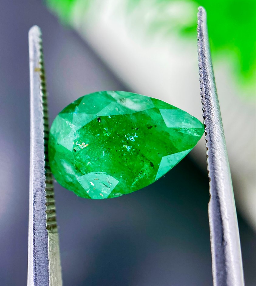 1.95 CT Quality Natural Gemmy Emerald