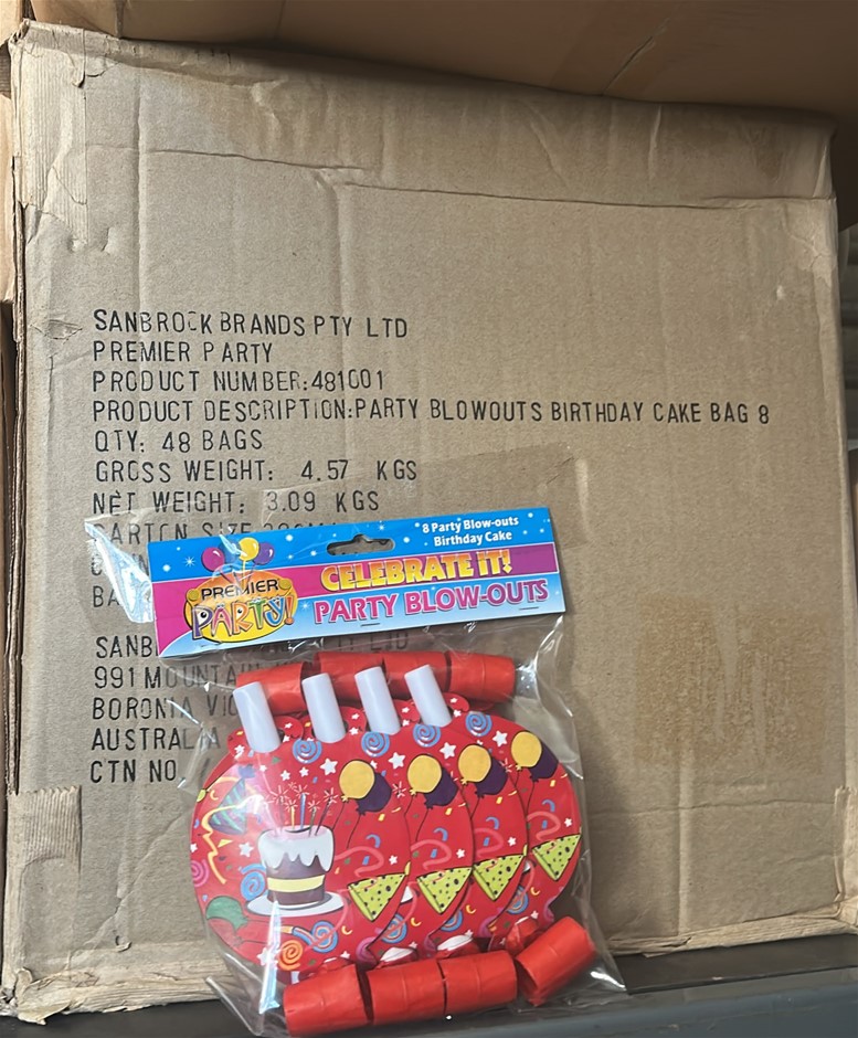 2x Boxes of Party Blow Outs
