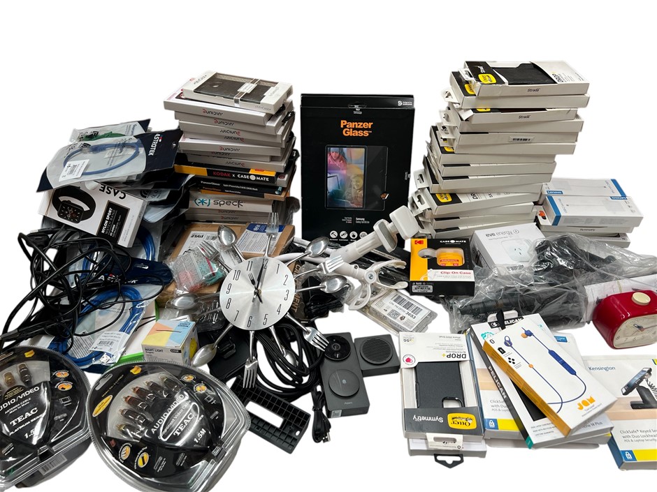 Assorted Electronics & Accessories. NB: Products Are Untested/Condition Unk