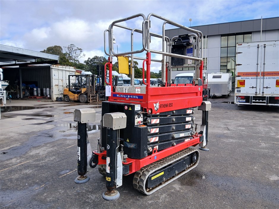 <p>2018 Athena  850 HE Scissor Lift</p>
