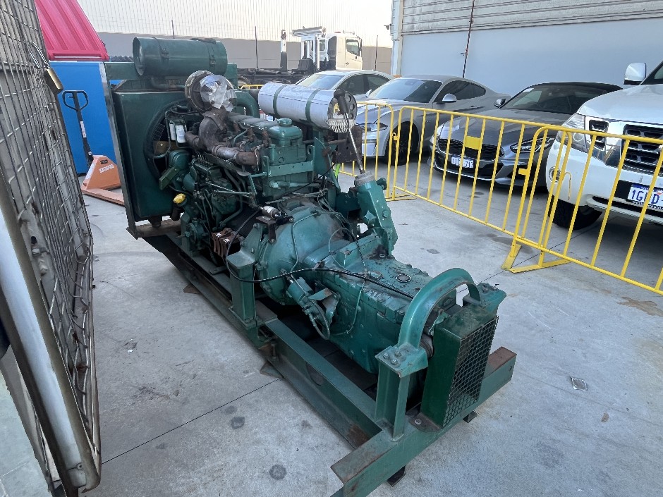 <p>Volvo Motor and Gearbox</p>