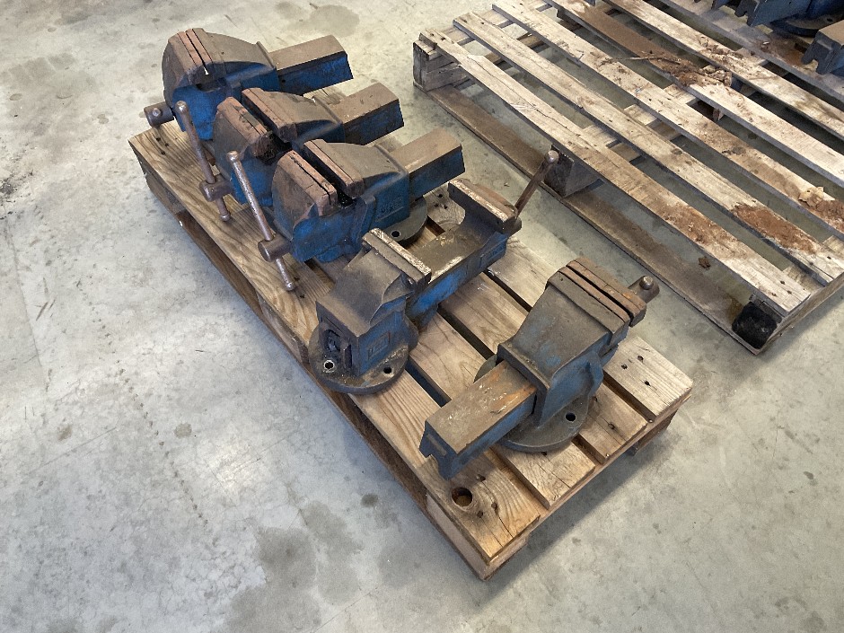 Pallet of 5x Bench Vices