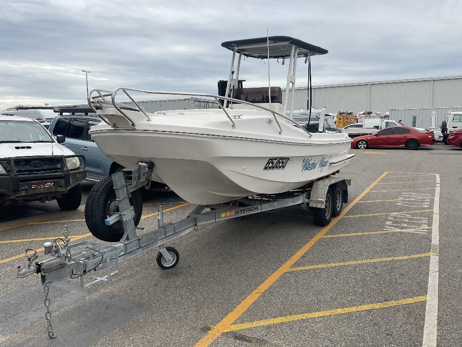 2010 Attack Boats 5.8 Whaler Centre Console