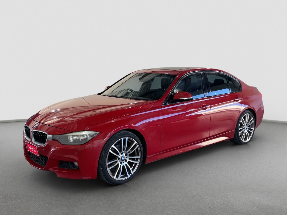 2013 BMW 3 Series 320i Petrol
