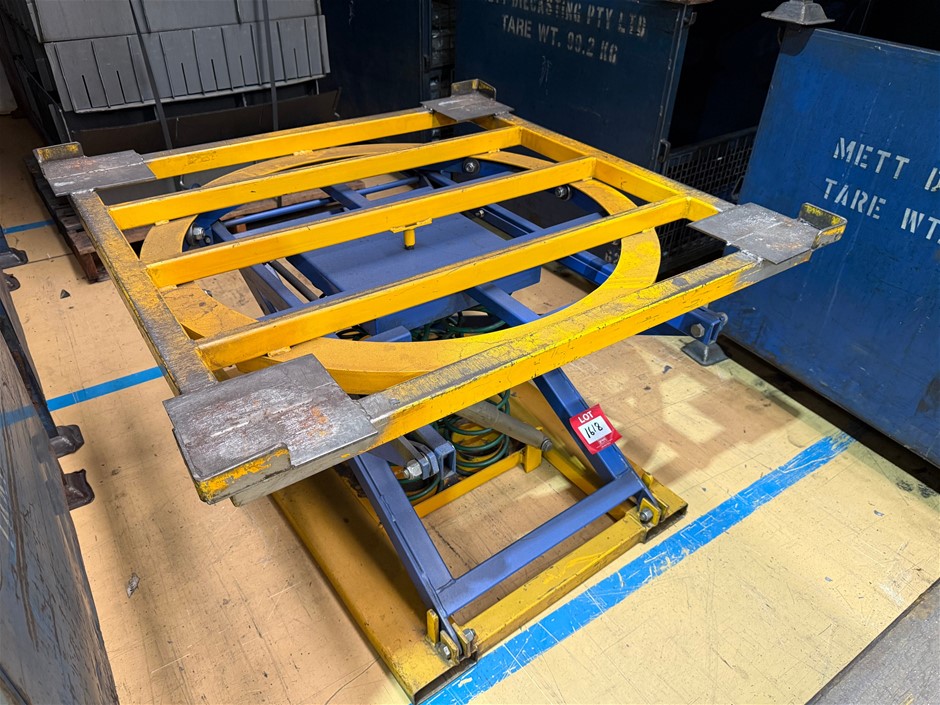 Pallet Elevator