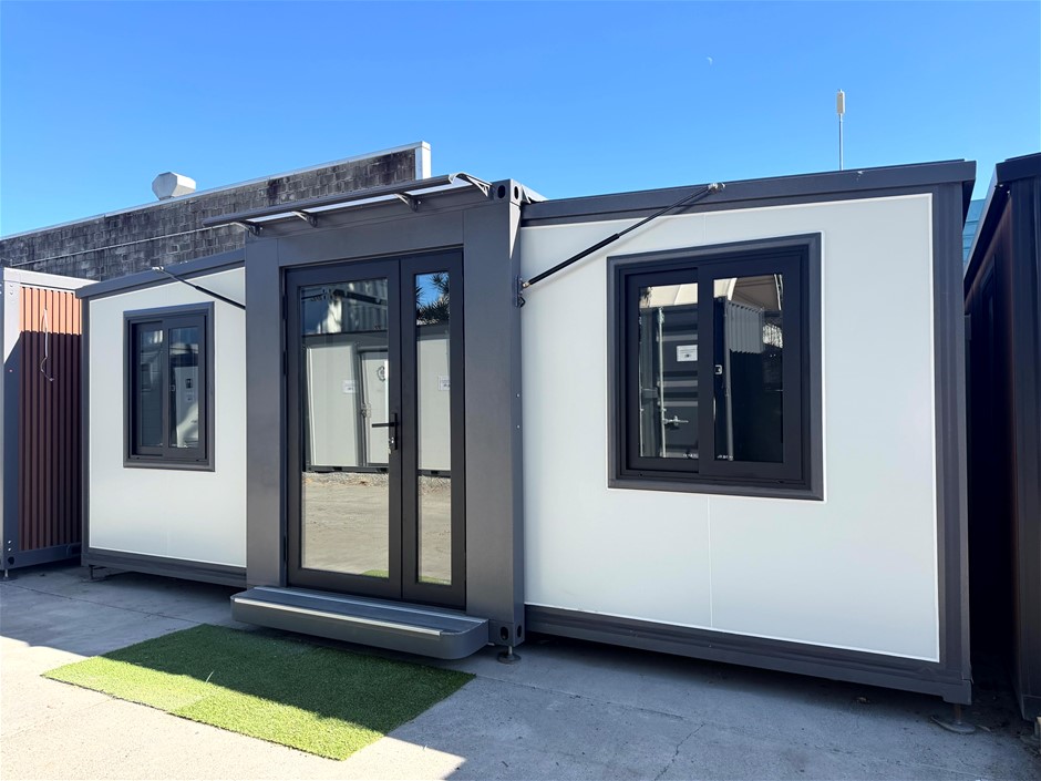 5.8m x 6m Open Plan Portable Building – Wired Bathroom & Kitchen