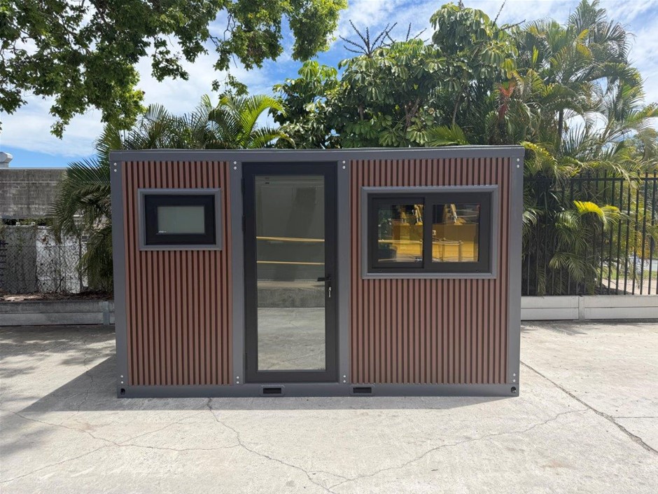 4m Luxe Studio