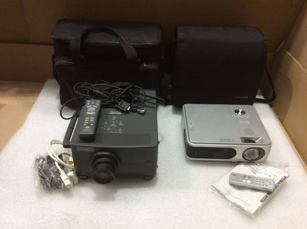 Sharp XG-NV2E&Toshiba TLP-XD2000 LCD Projector (Lot of 2)